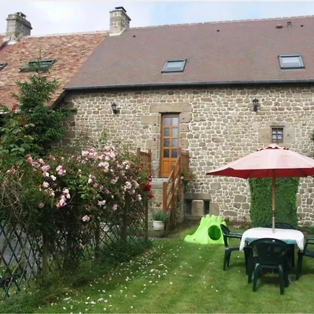 Maison 10p A La Campagne Nyaraló La Motte-Fouquet